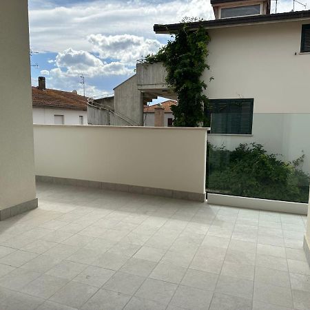 White B&B Pagliare Bagian luar foto